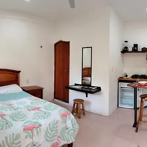2* אורחן Abuelos